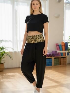 NWT Women's Zebra Waistband Black/Gold Waistband Harem Pant
